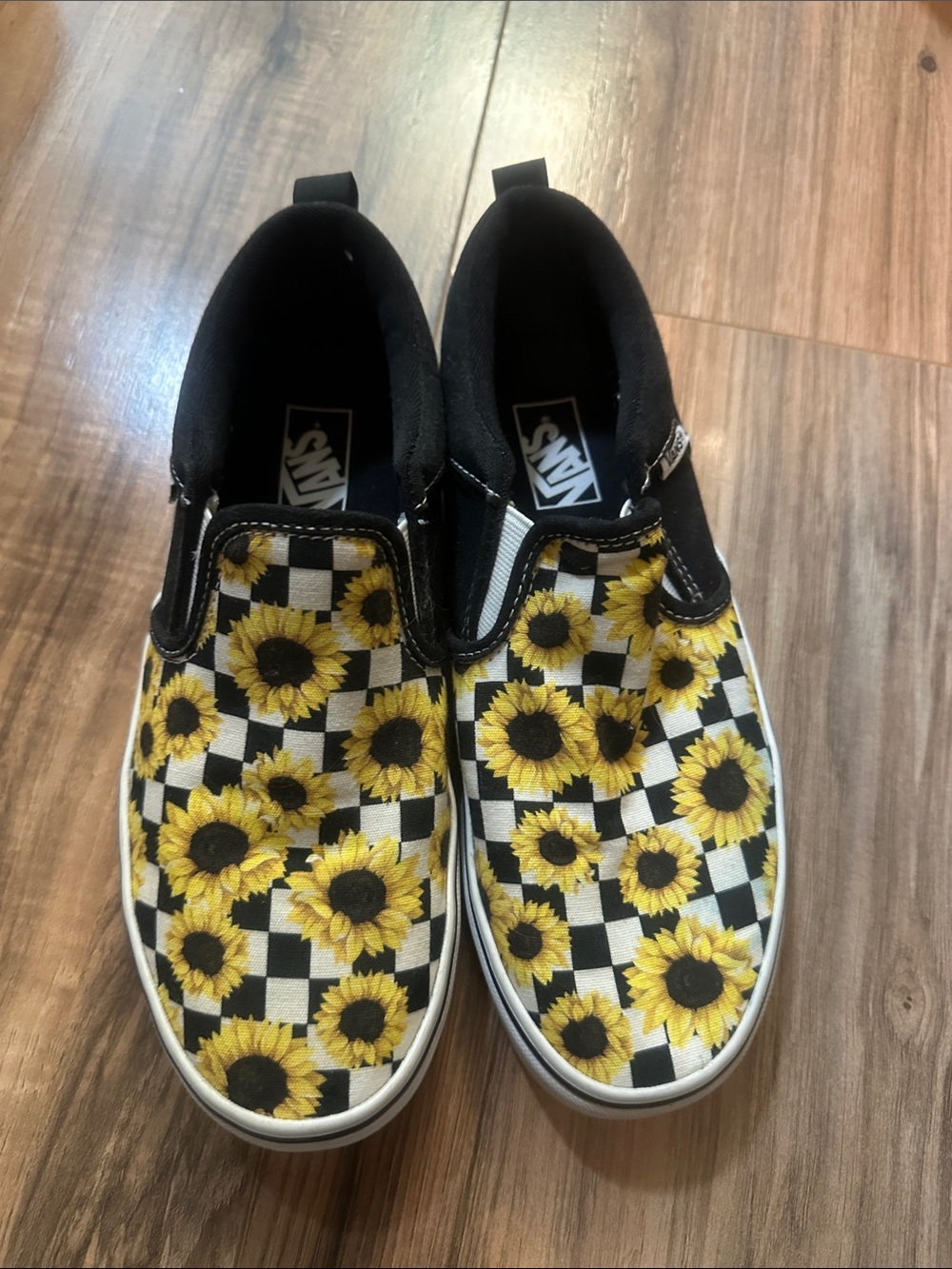 Kids Vans sneakers size 4